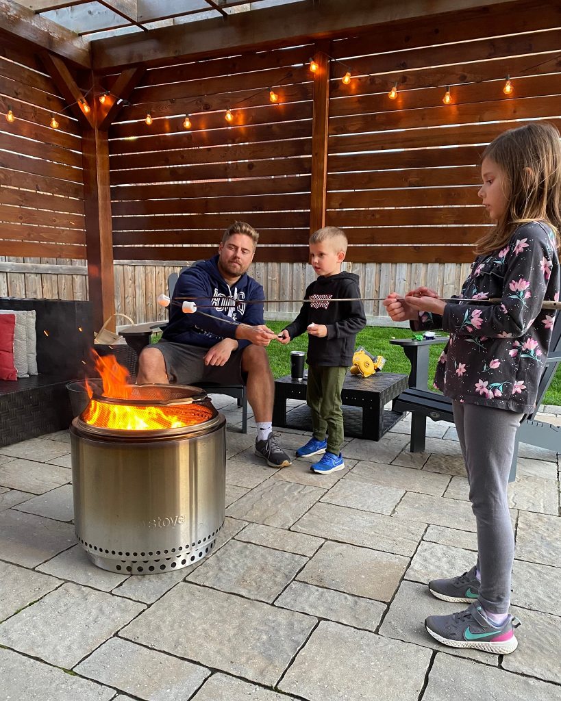 alt="Solo Stove fir pit UAE most reliable for winter season"