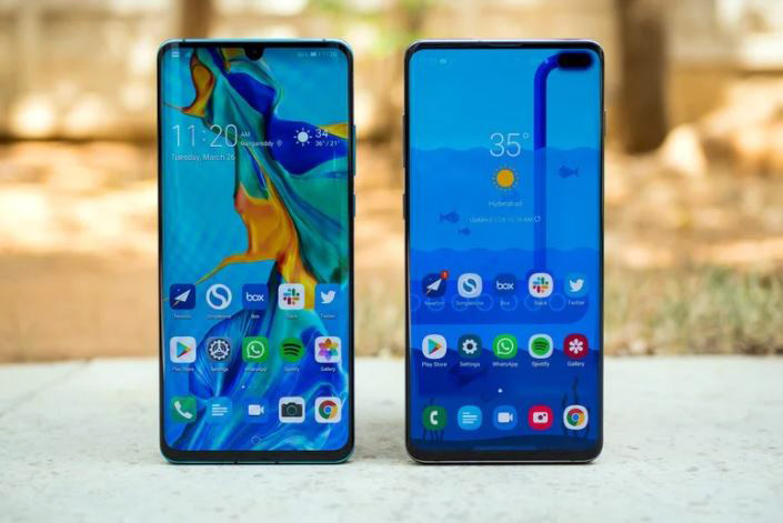 huawei-p30-pro-vs-samsung-s10-plus-design-display