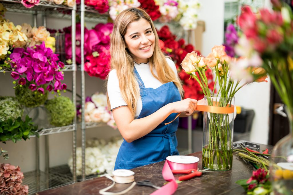 how to become a florist
