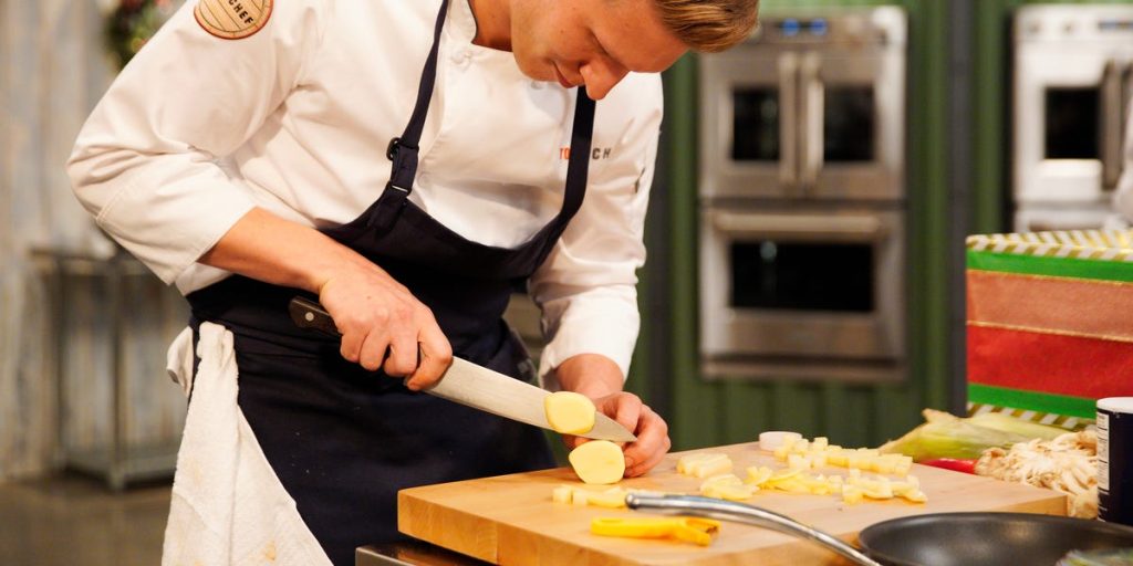 5 Tips To Cook Like A Master Chef In Your Bare Kitchen