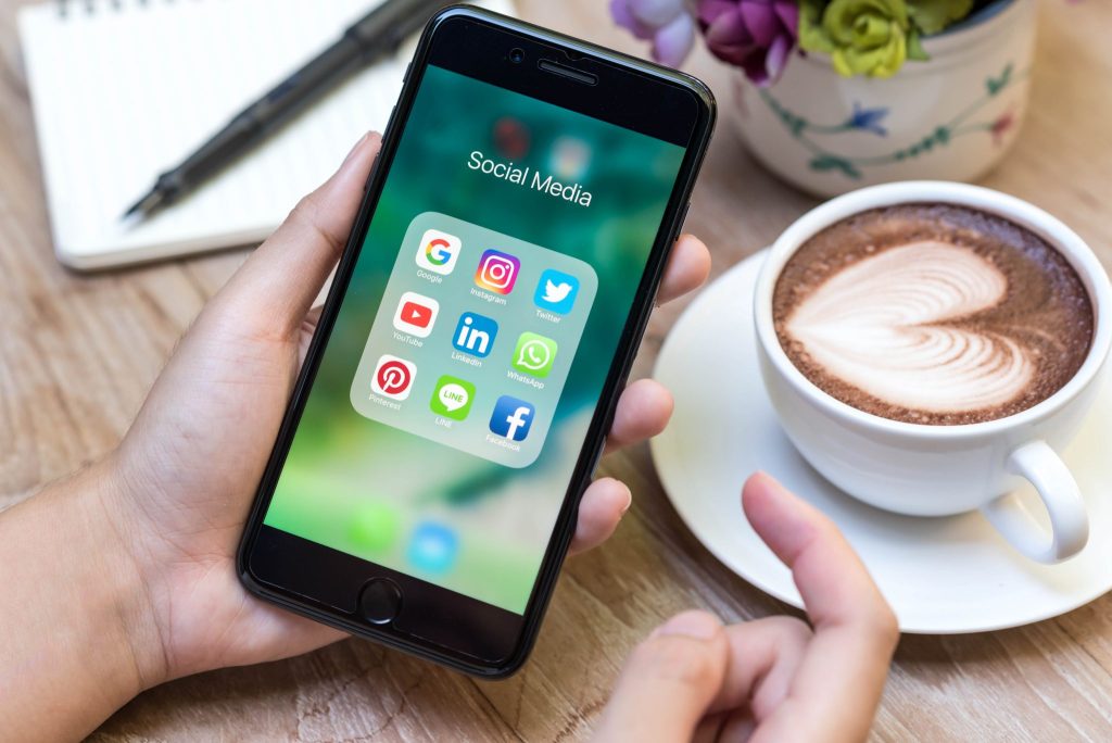 tips-to-manage-your-social-accounts