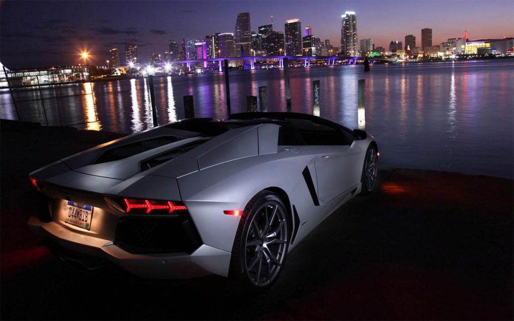 Luxury Car Rental in Dubai